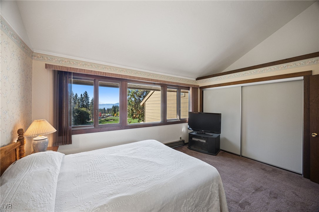 954 Fairway Boulevard 8