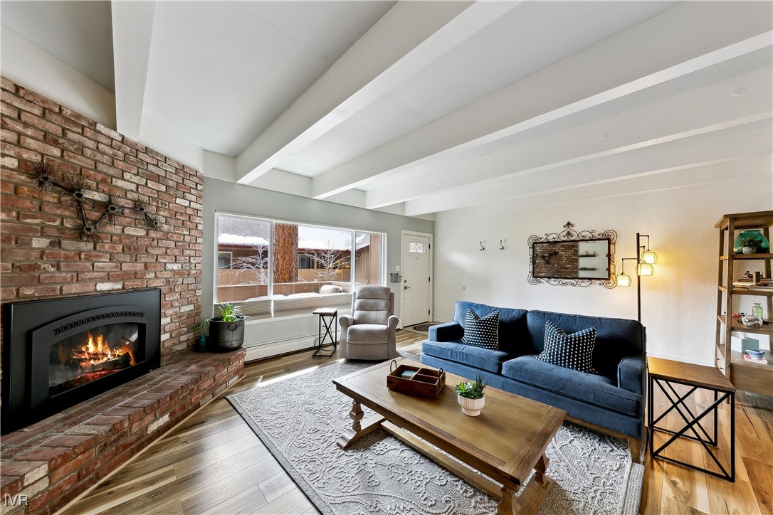 866 Northwood Boulevard 33