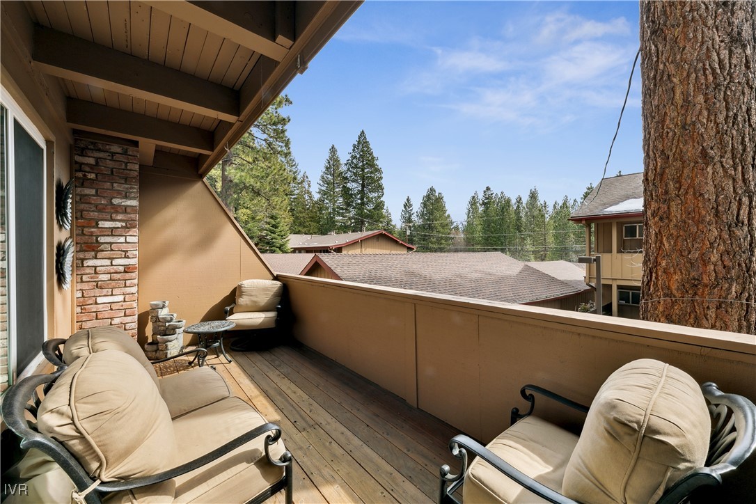 866 Northwood Boulevard 33