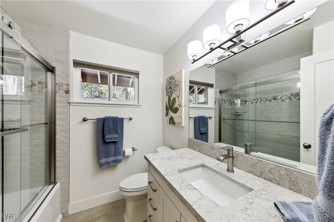 866 Northwood Boulevard 33