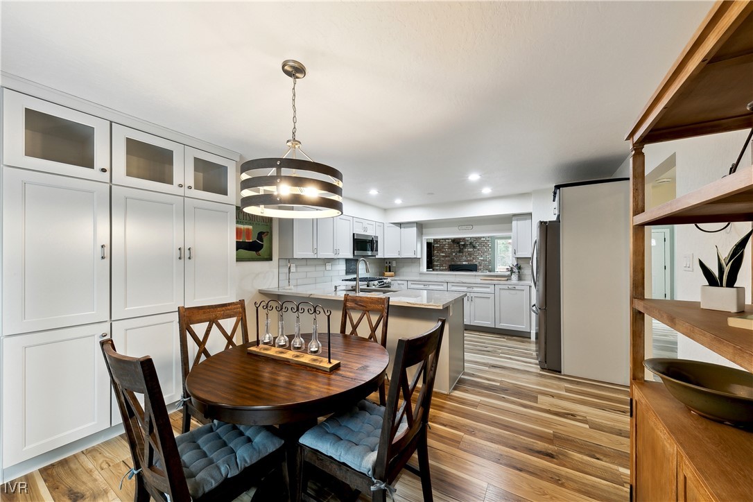 866 Northwood Boulevard 33