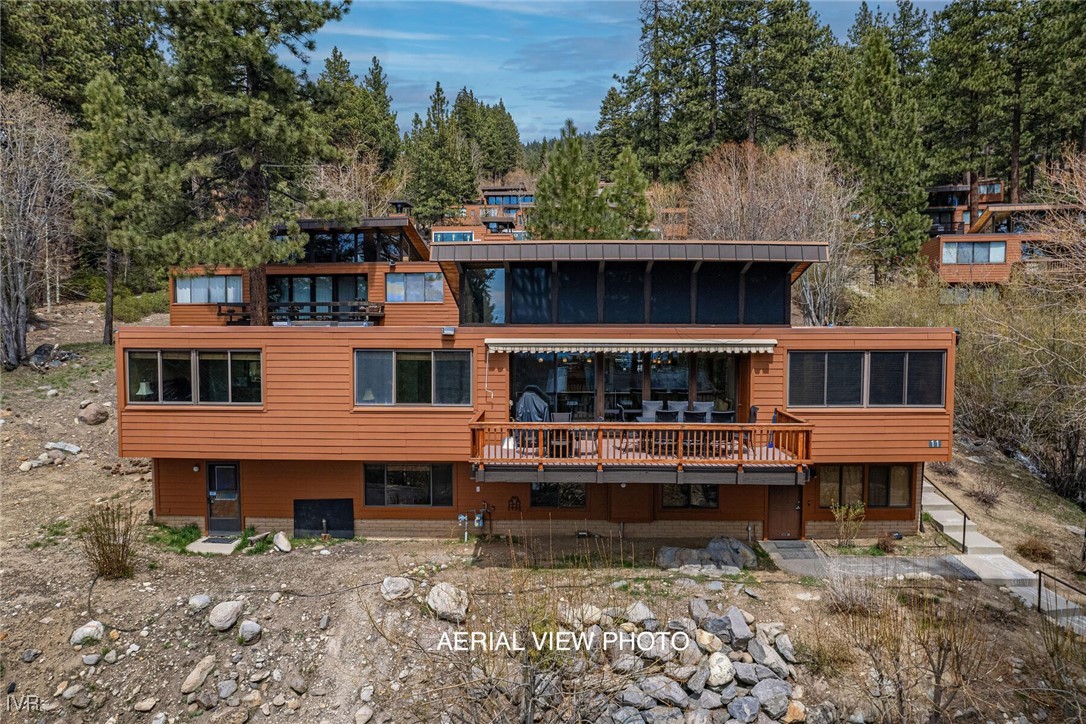 725 Fairview Boulevard 11