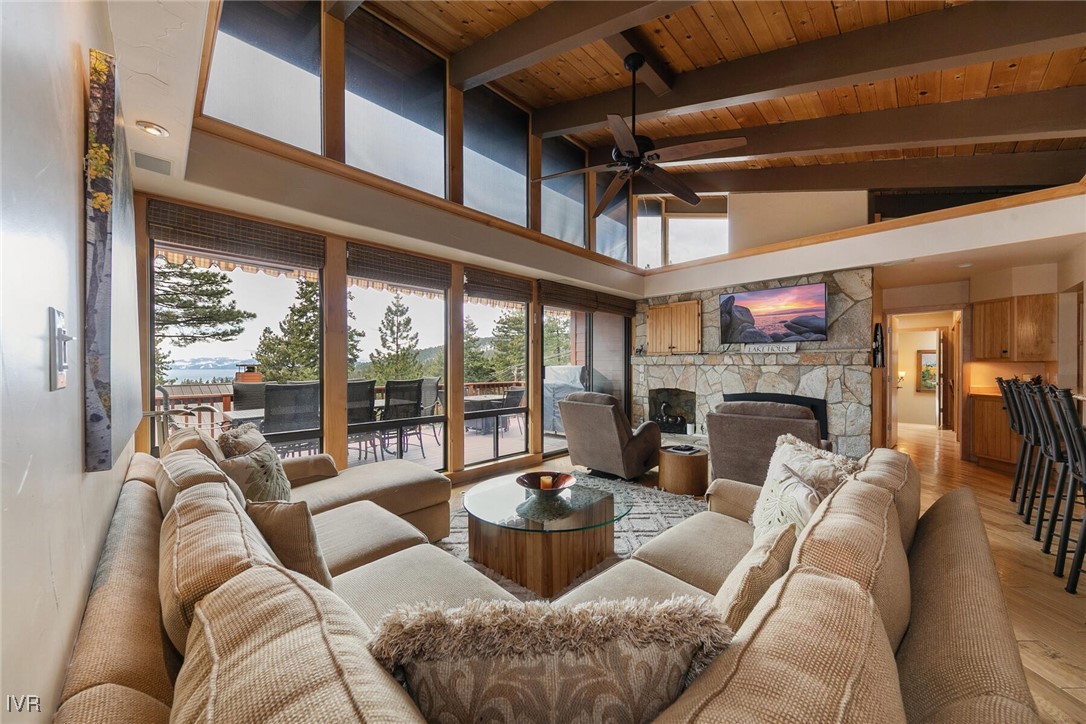 725 Fairview Boulevard 11