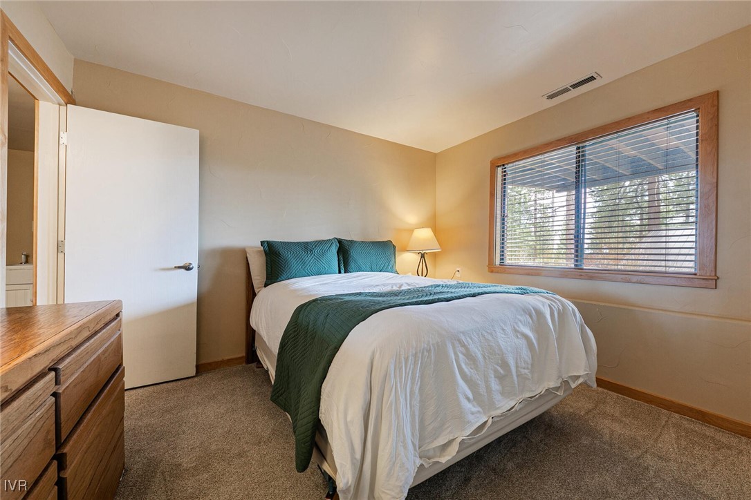 725 Fairview Boulevard 11