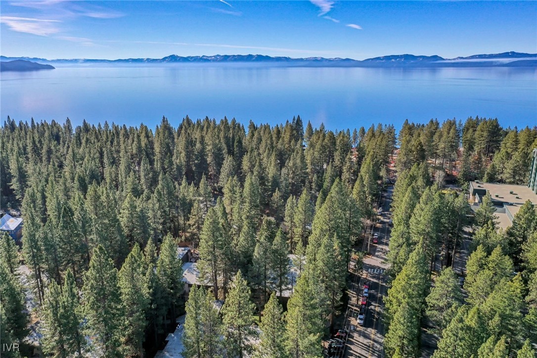 120 Country Club Drive 3