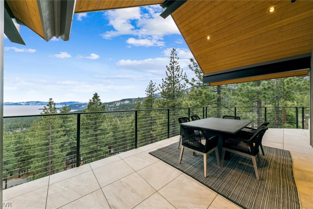 739 Burgundy Road