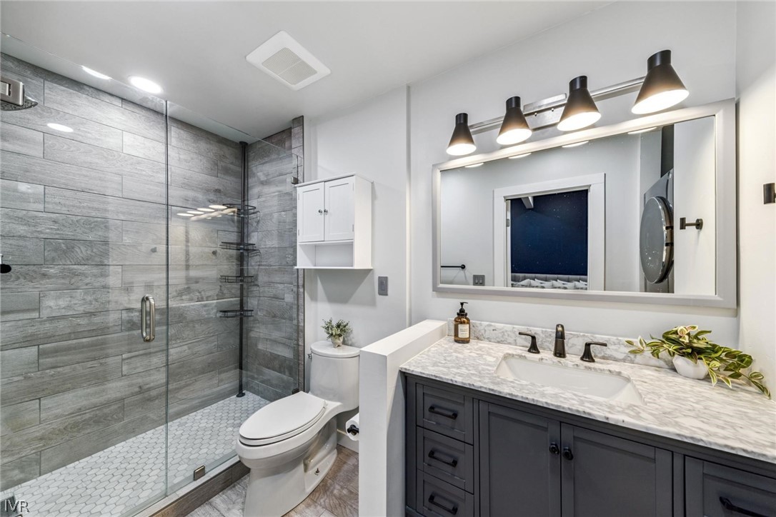 136 Juanita Drive 25