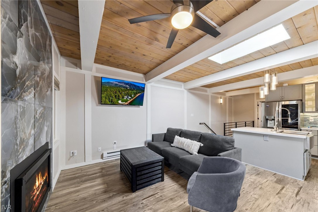 989 Tahoe Boulevard 91