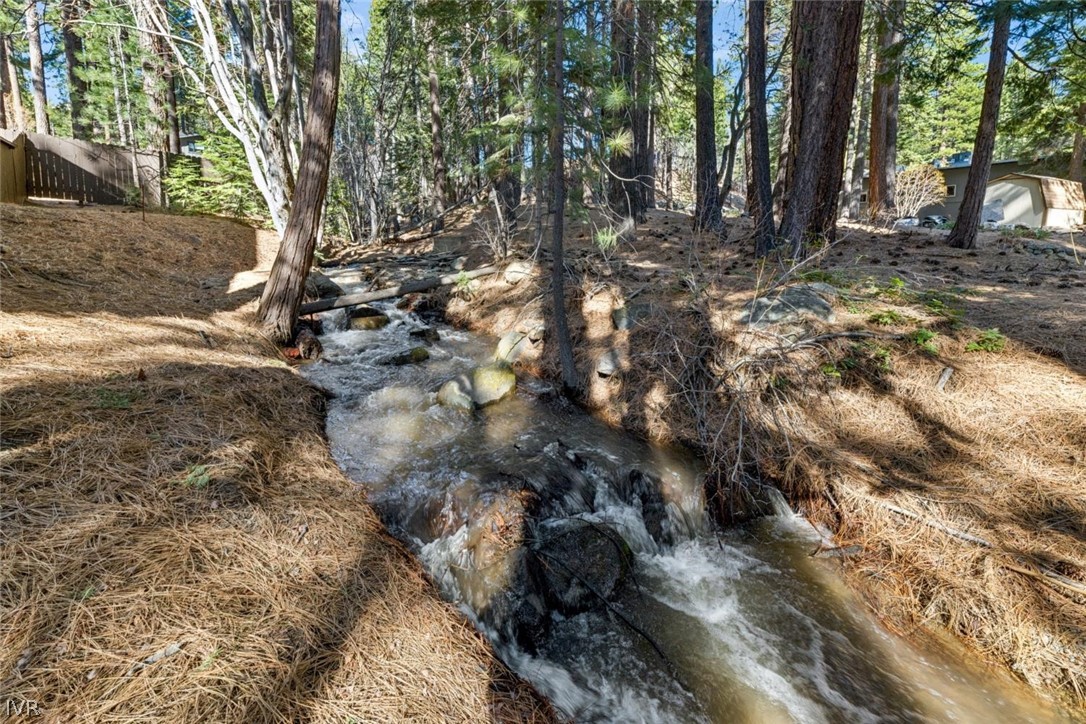 866 Northwood Boulevard 44