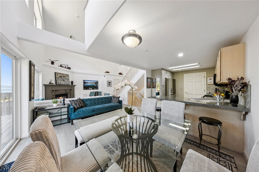 400 Fairview Boulevard 169