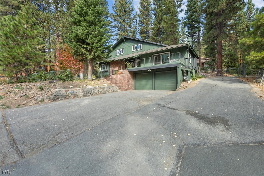 433 Winding Way