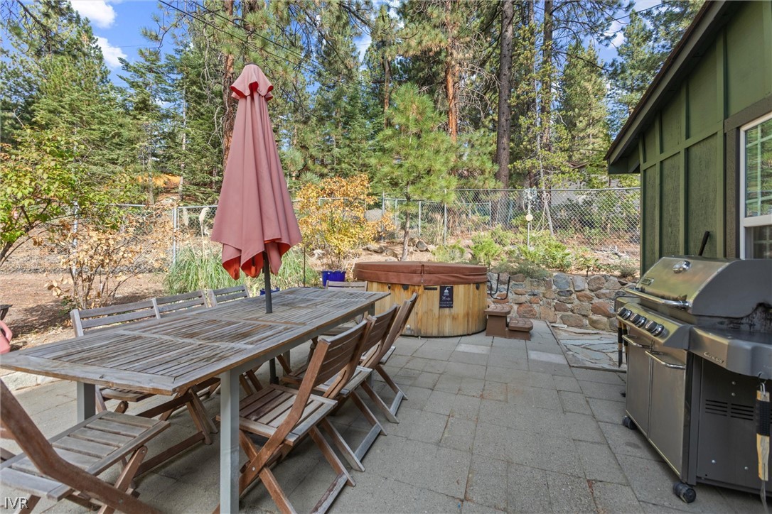 433 Winding Way