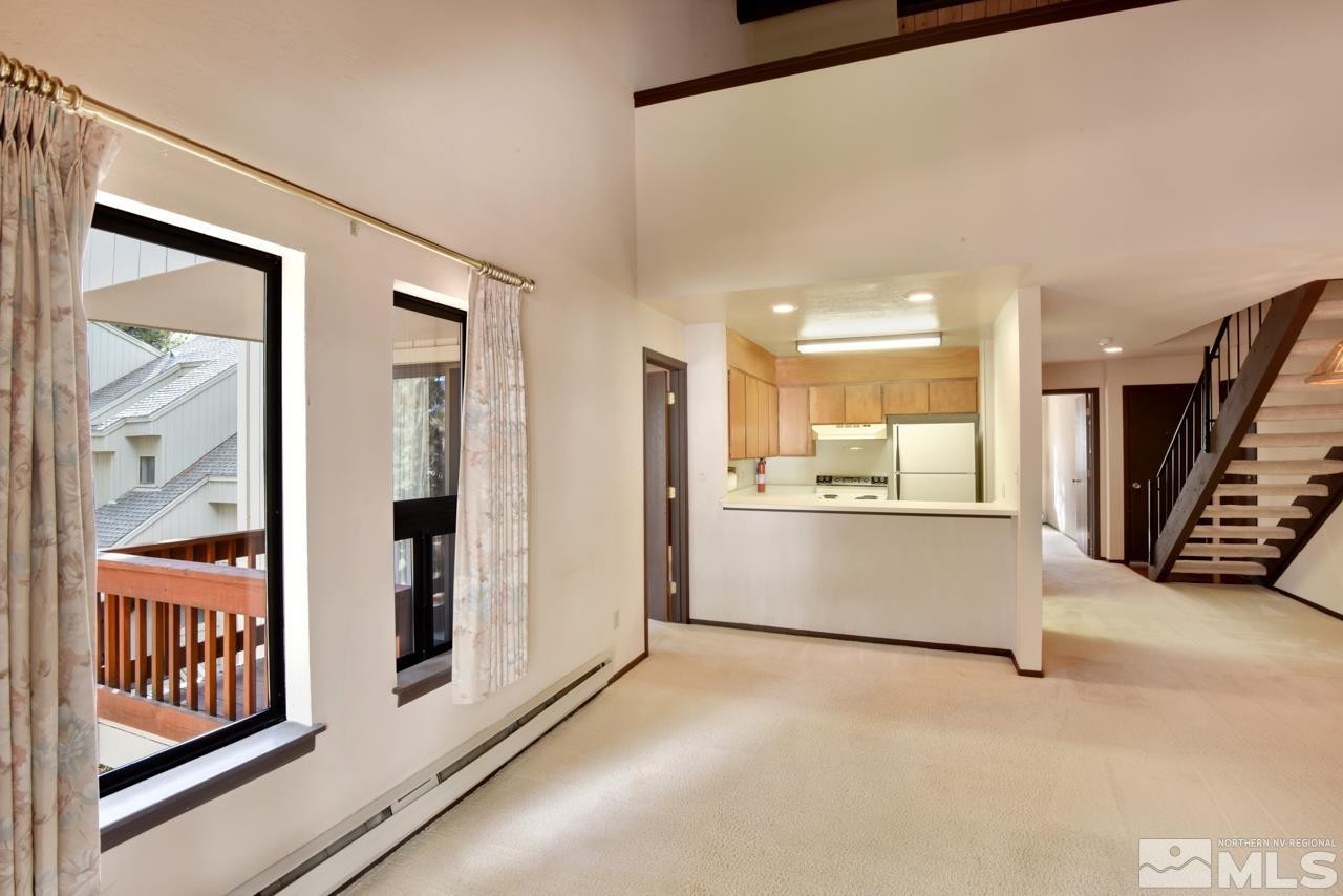 807 Alder Avenue, 38