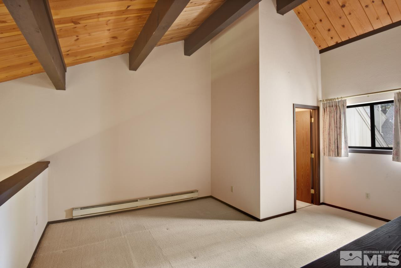 807 Alder Avenue, 38