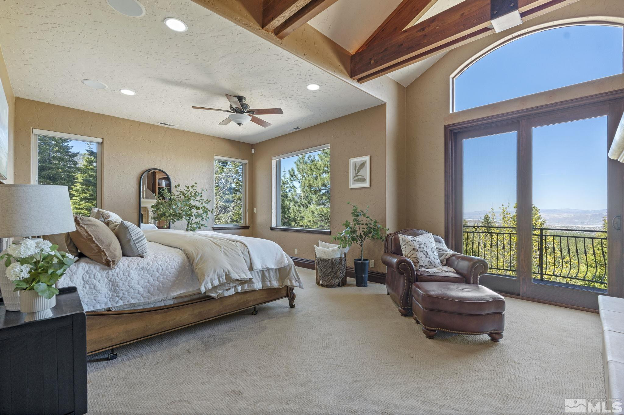 115 W Jeffrey Pine Road