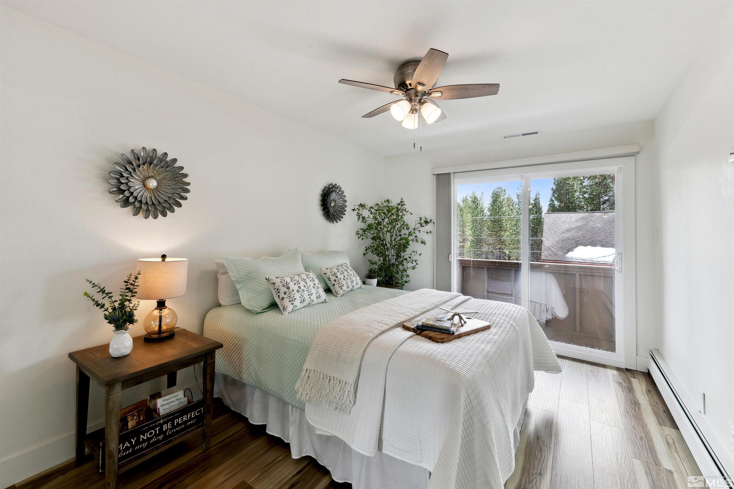 866 Northwood, 33
