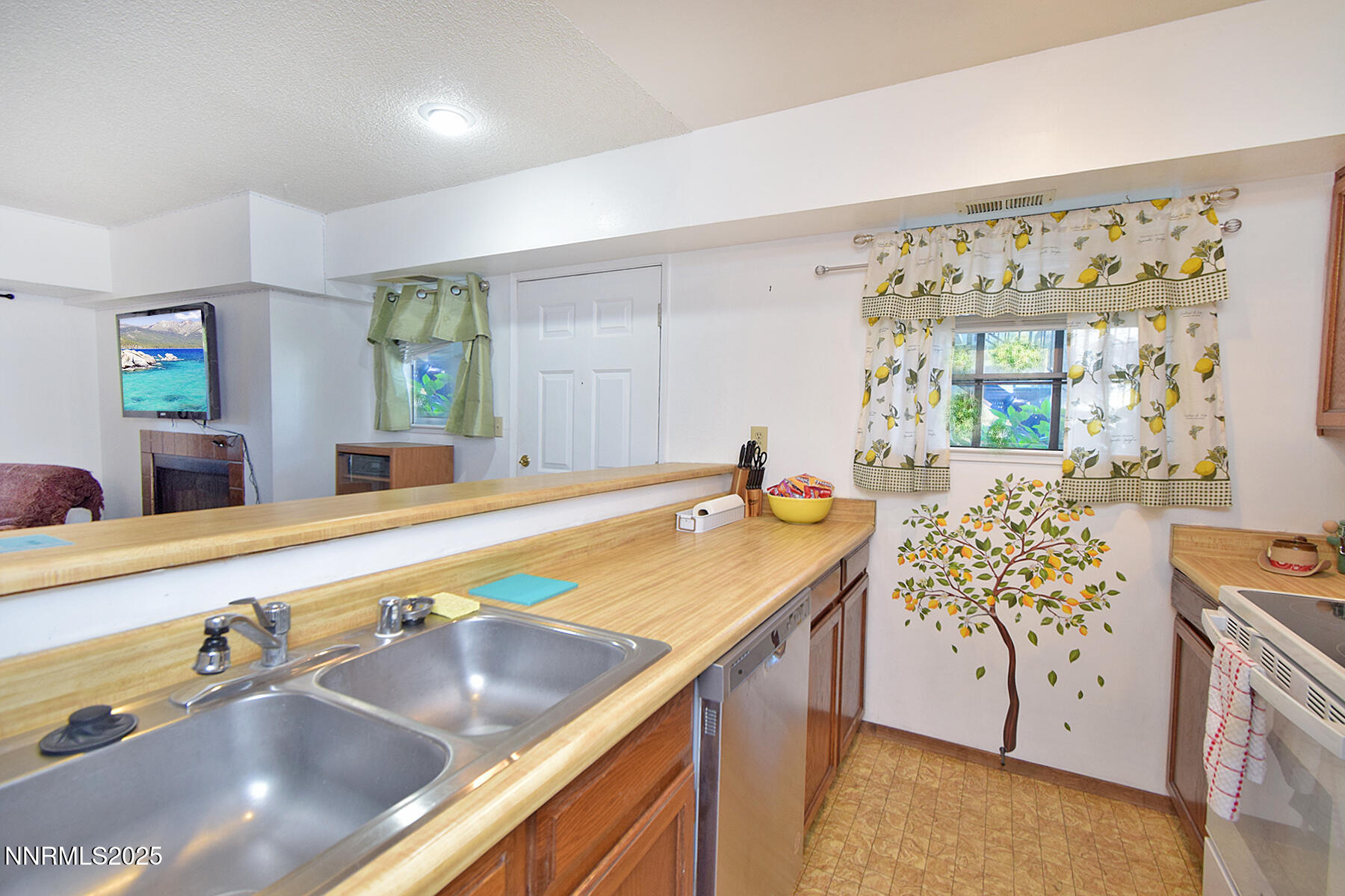 2213 Kietzke Lane, H