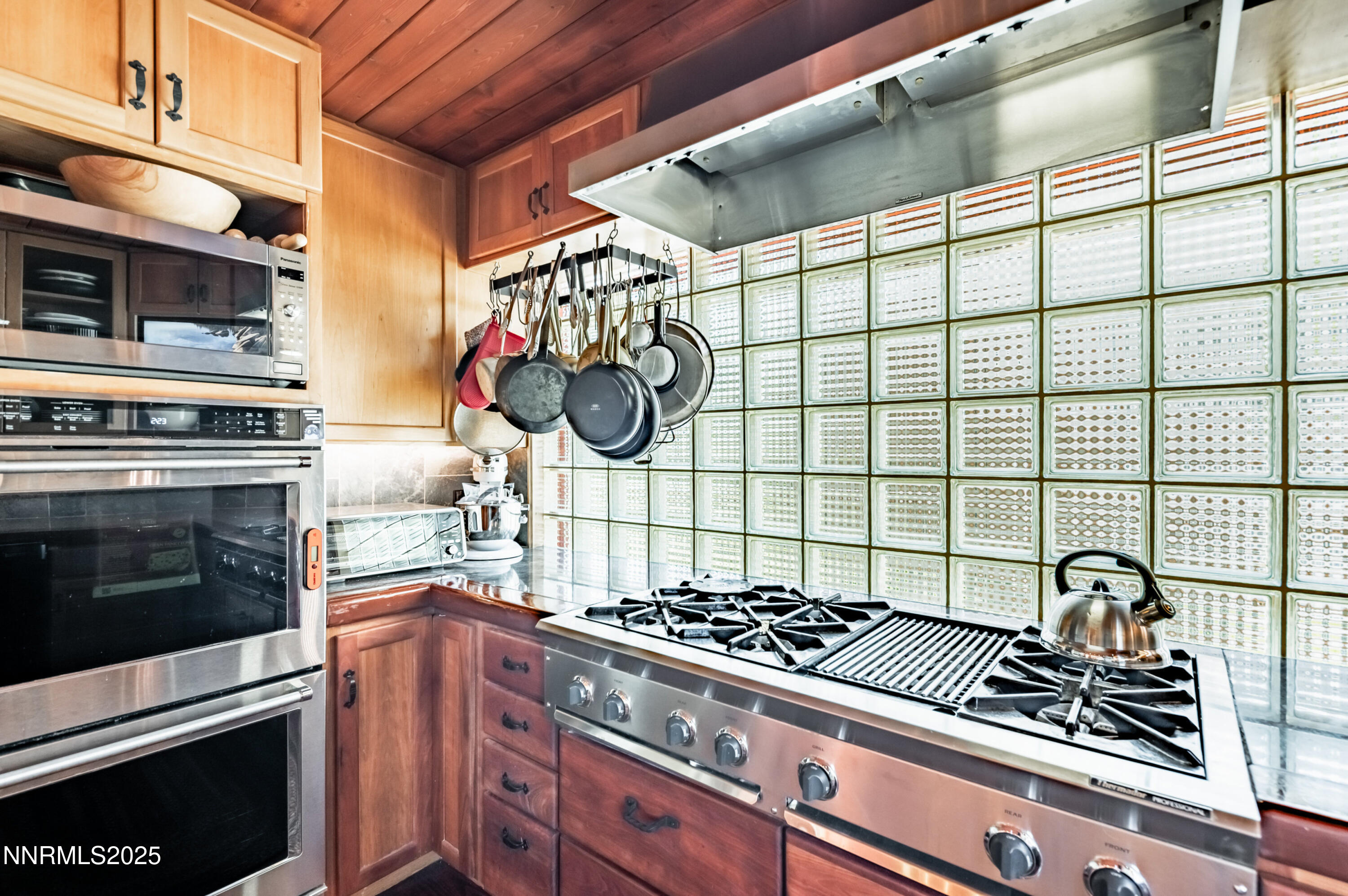 698 Saddlehorn Drive