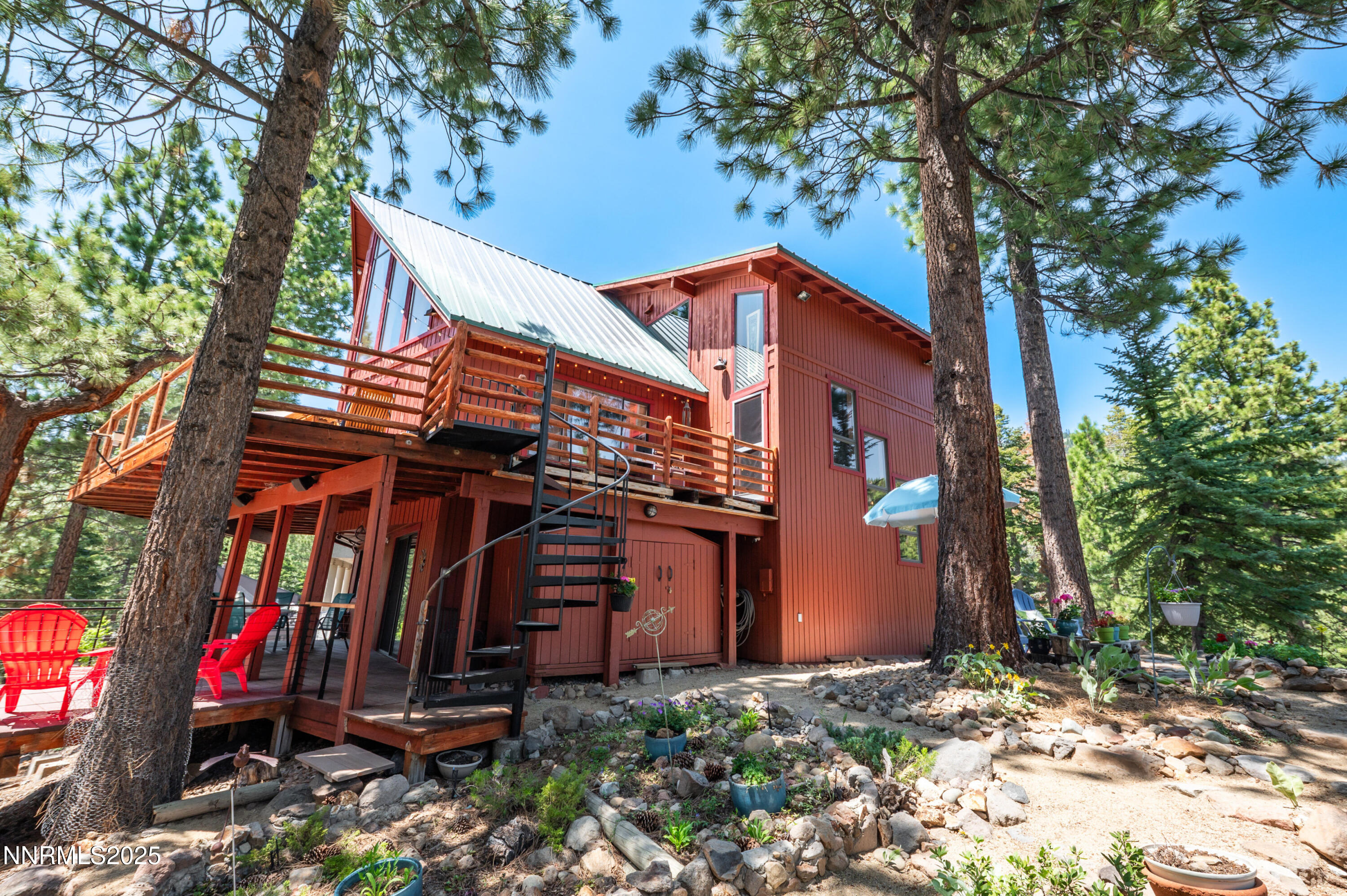 698 Saddlehorn Drive