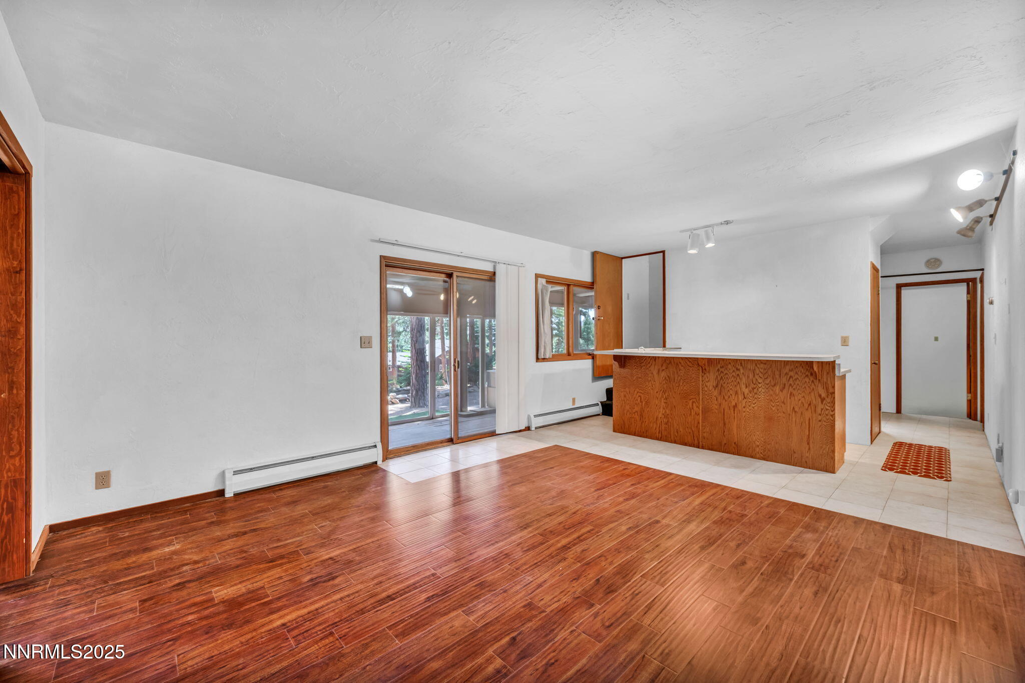 621 Woodridge Circle