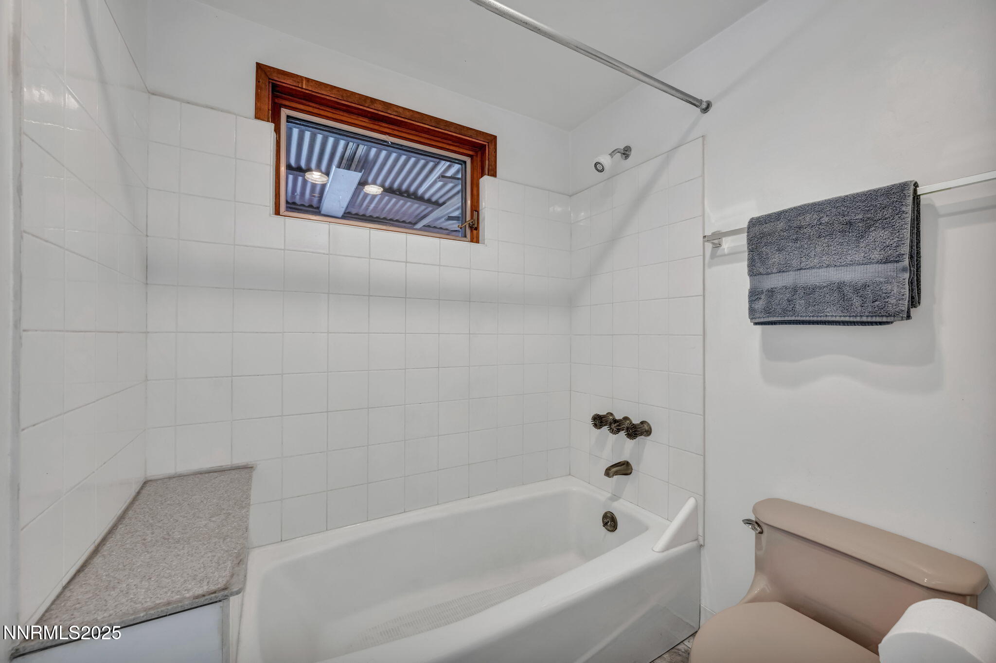 621 Woodridge Circle