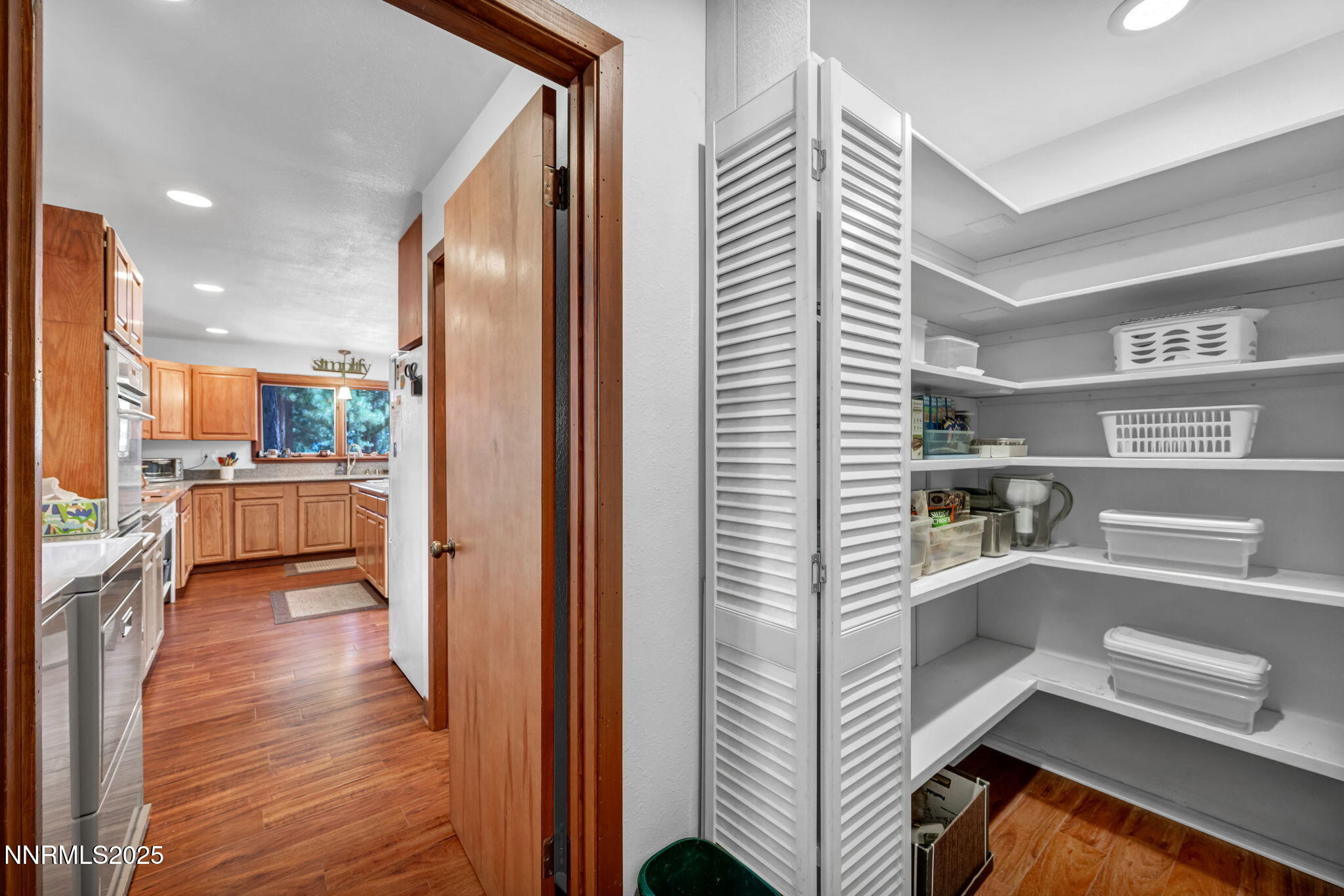 621 Woodridge Circle