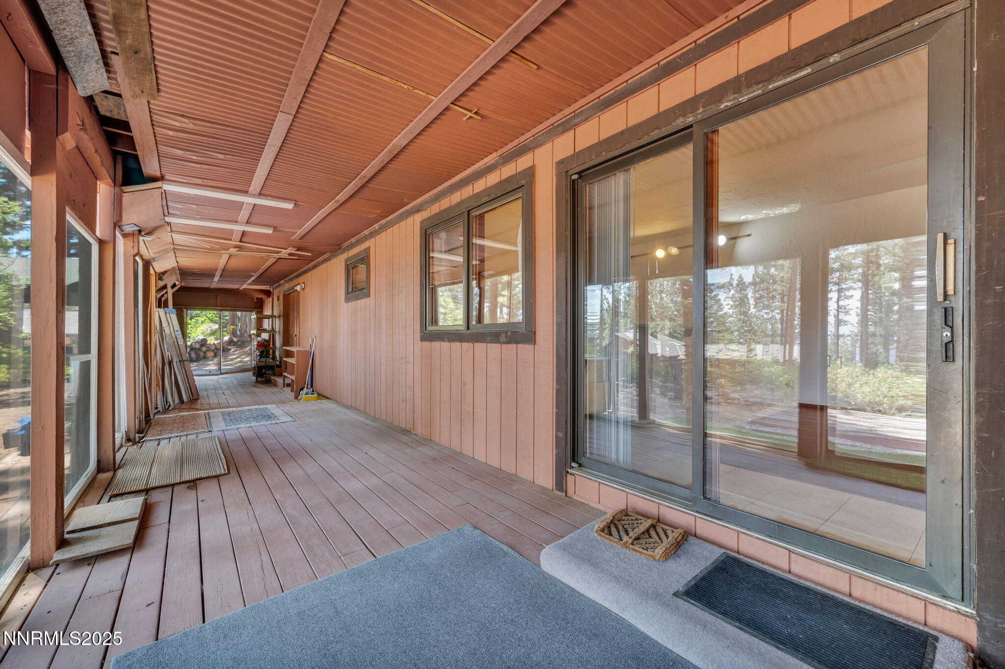 621 Woodridge Circle