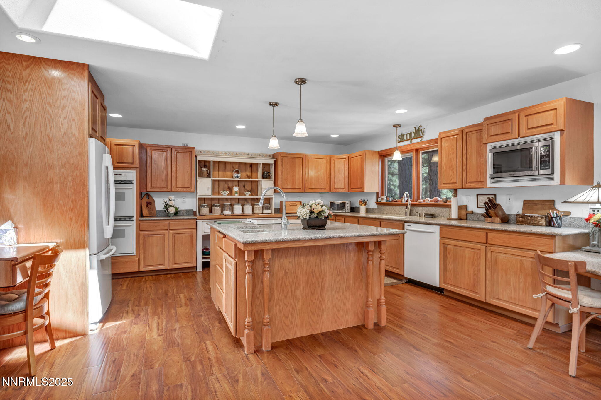 621 Woodridge Circle