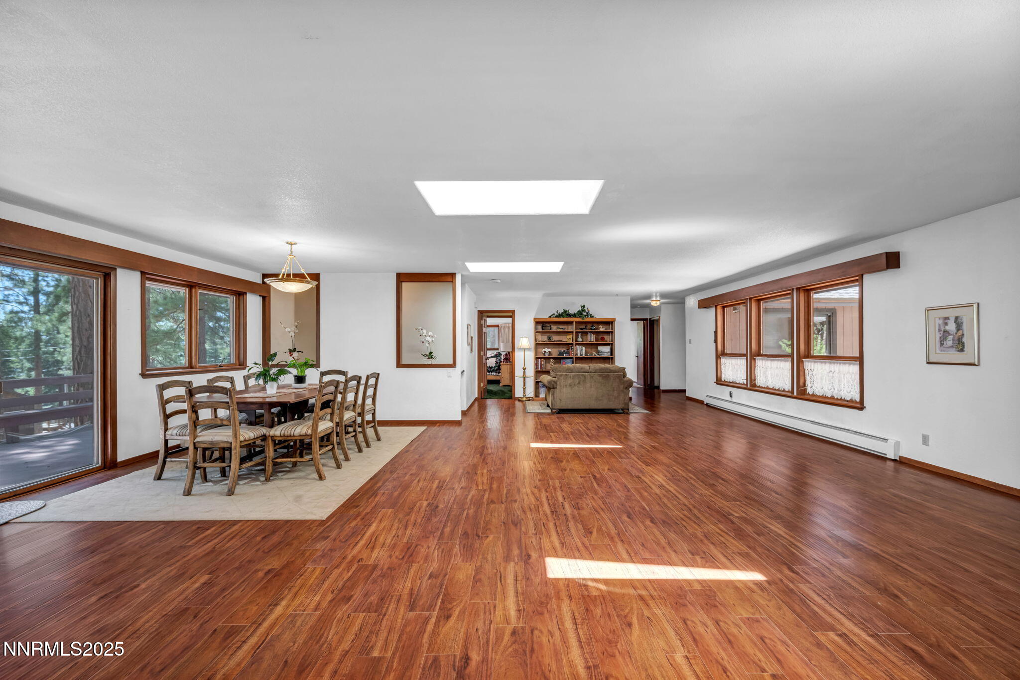 621 Woodridge Circle