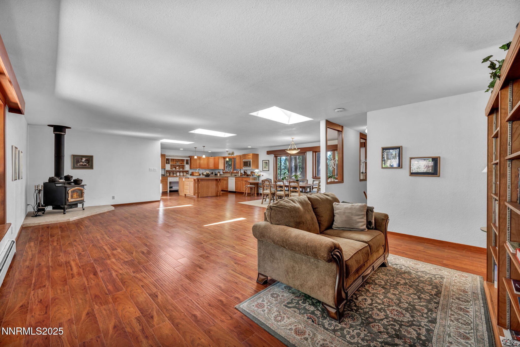 621 Woodridge Circle