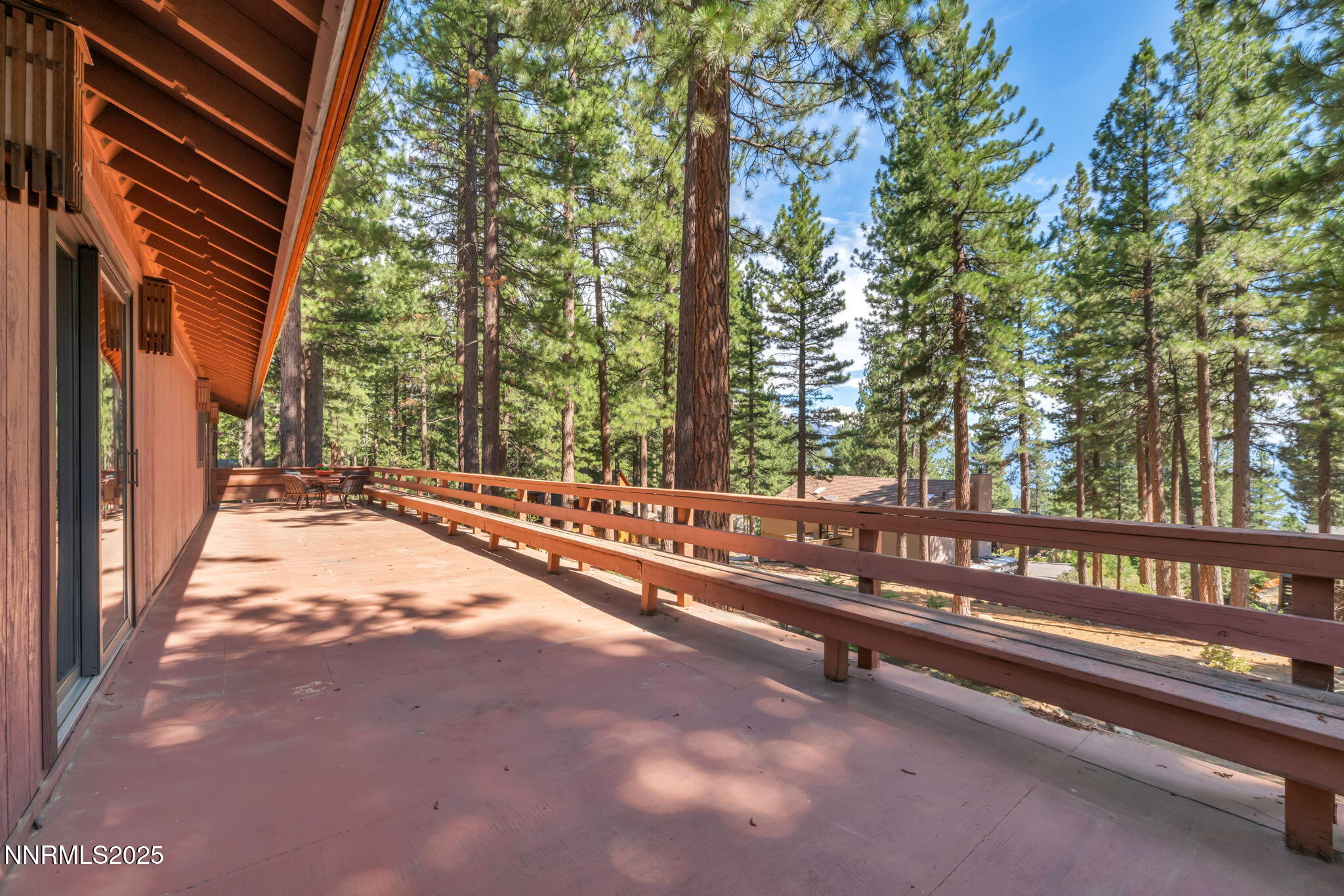 621 Woodridge Circle