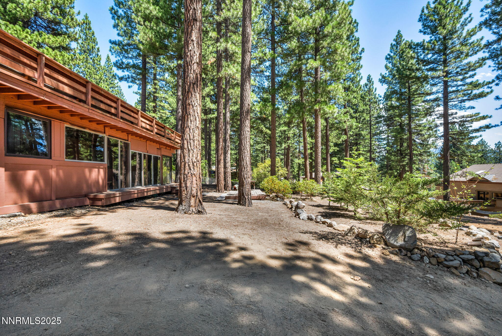 621 Woodridge Circle