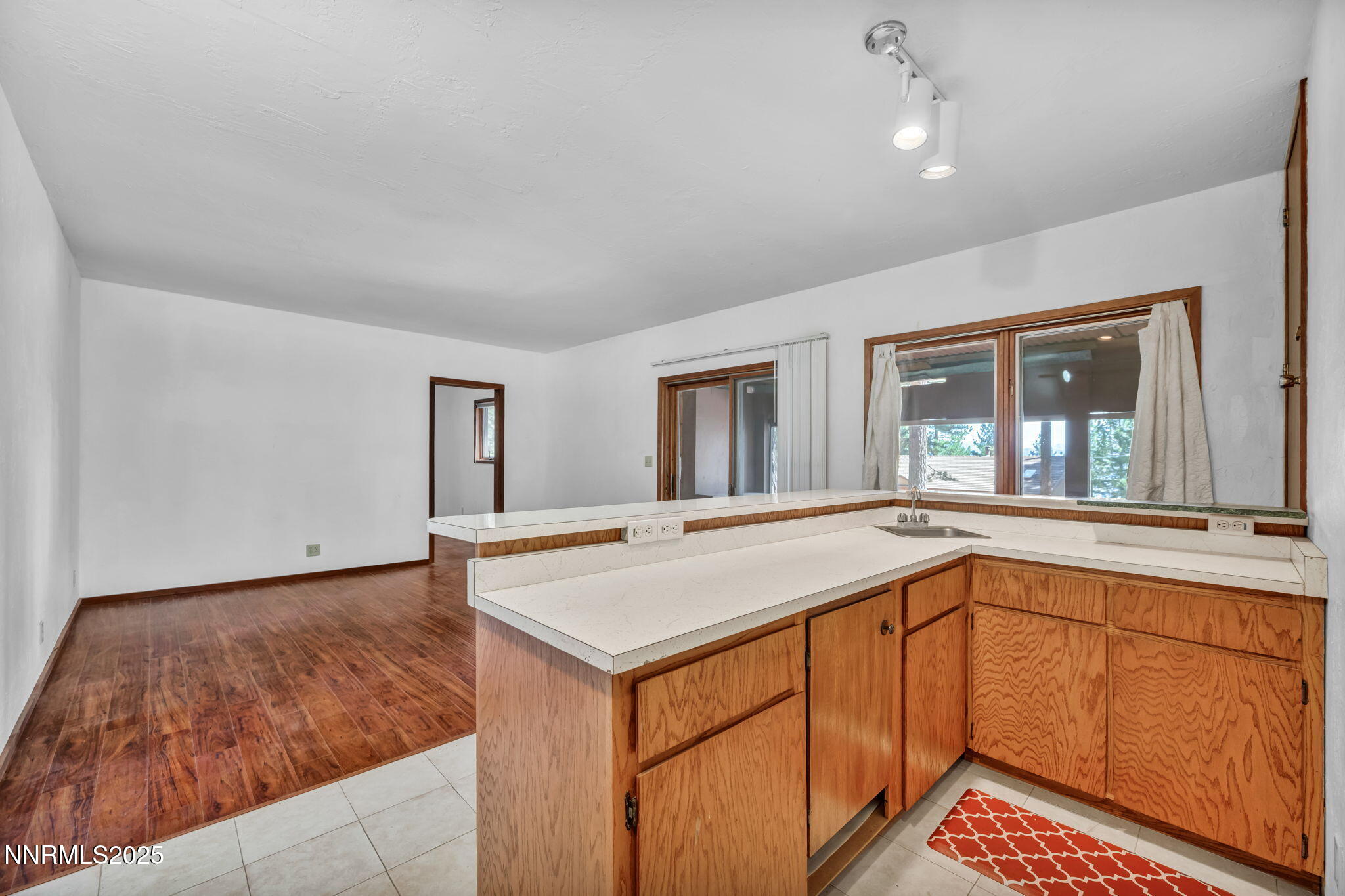 621 Woodridge Circle