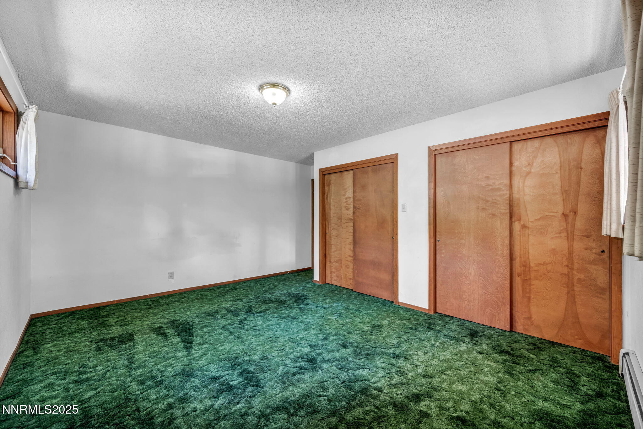 621 Woodridge Circle