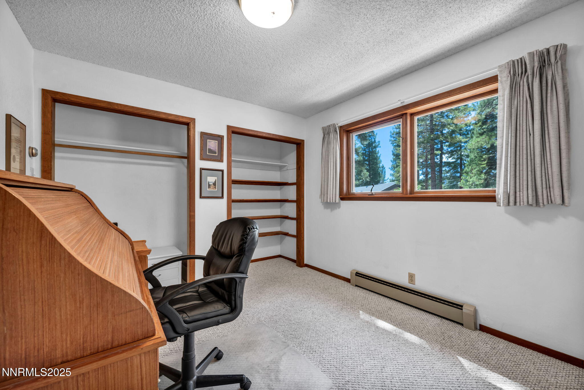 621 Woodridge Circle