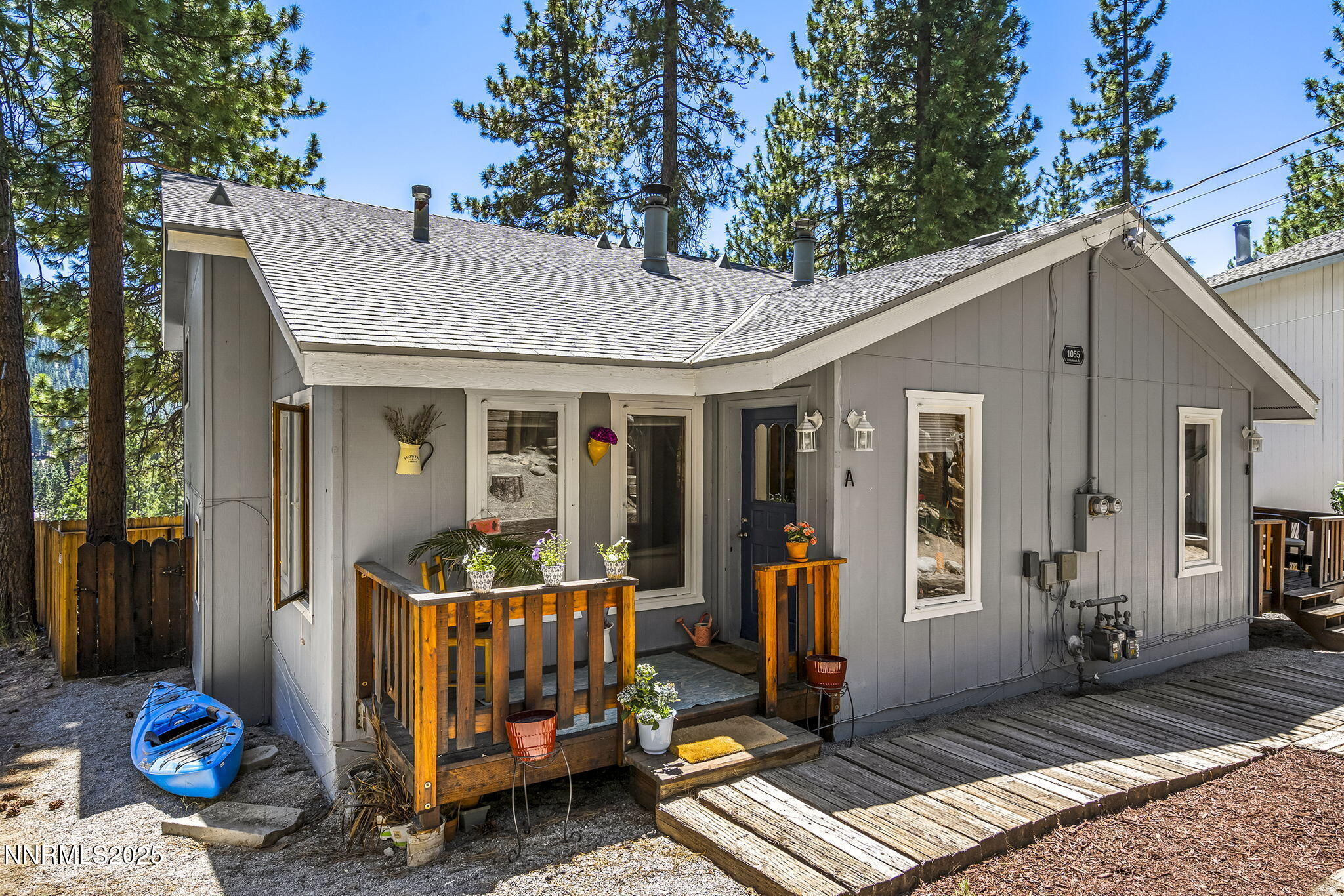 1055 Tomahawk Trail, A and B