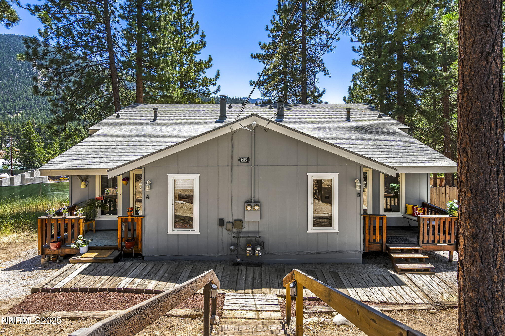 1055 Tomahawk Trail, A and B