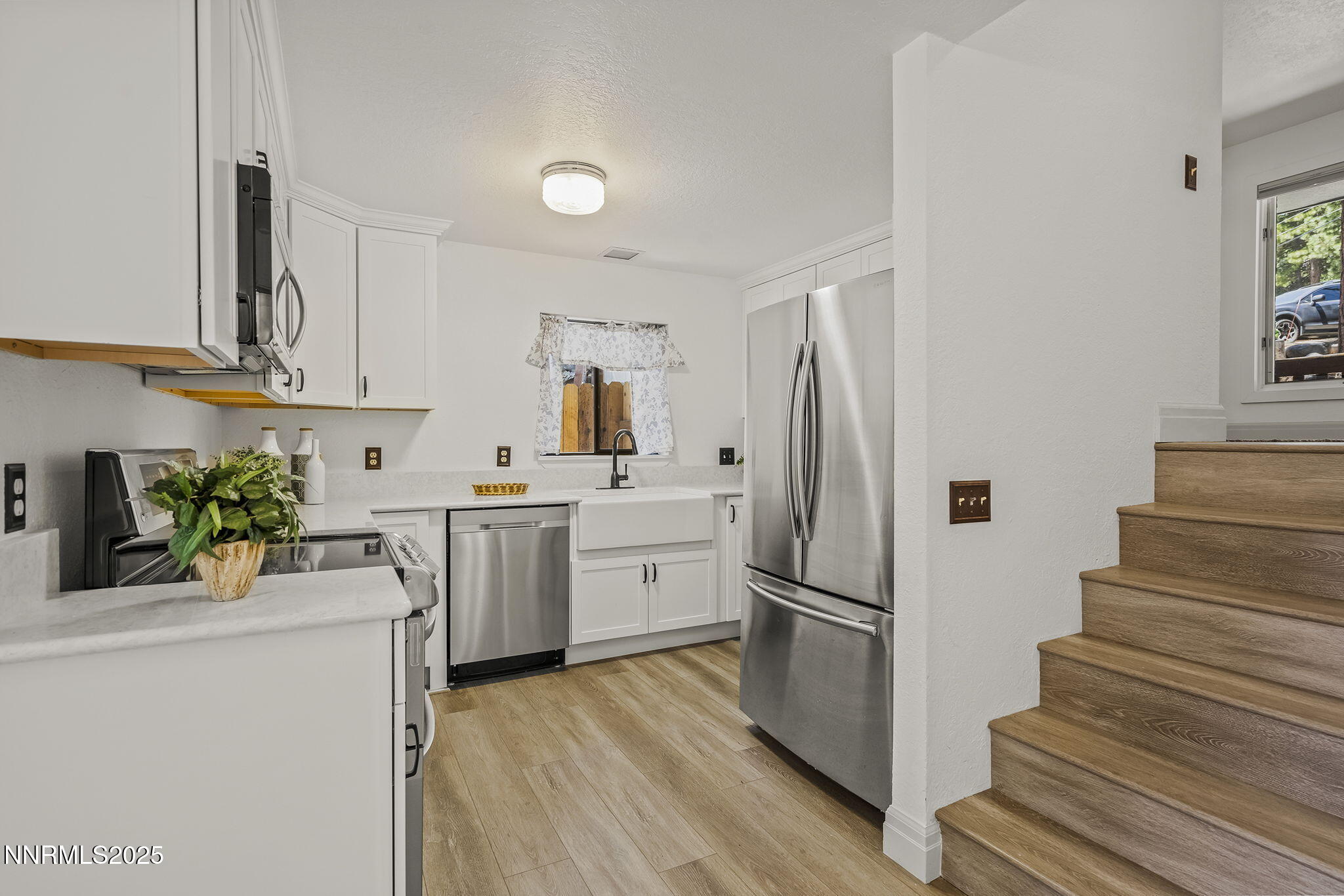 1055 Tomahawk Trail, A and B