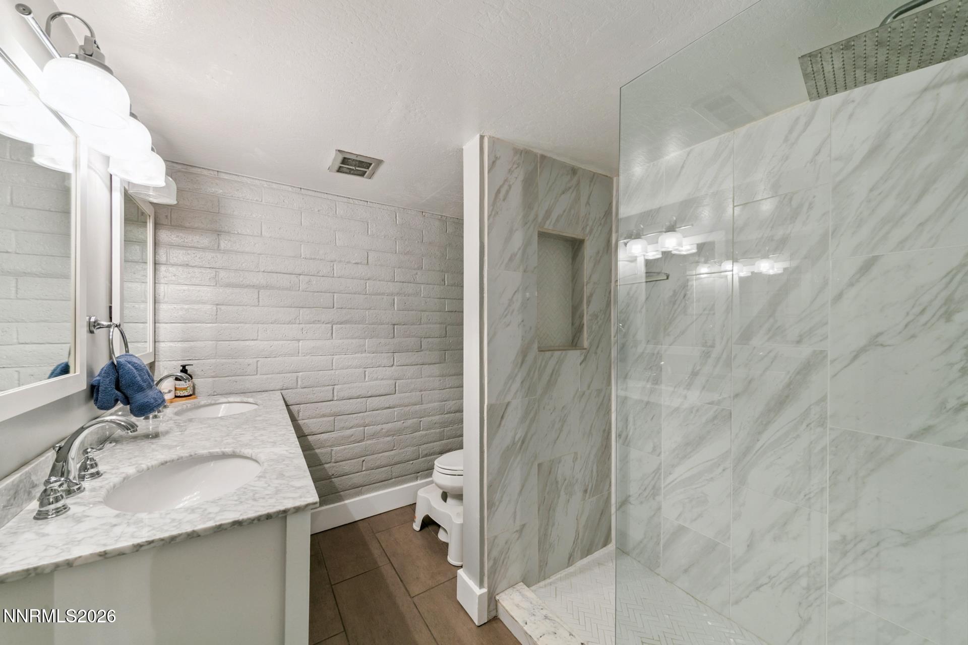 120 Country Club Drive Unit 3