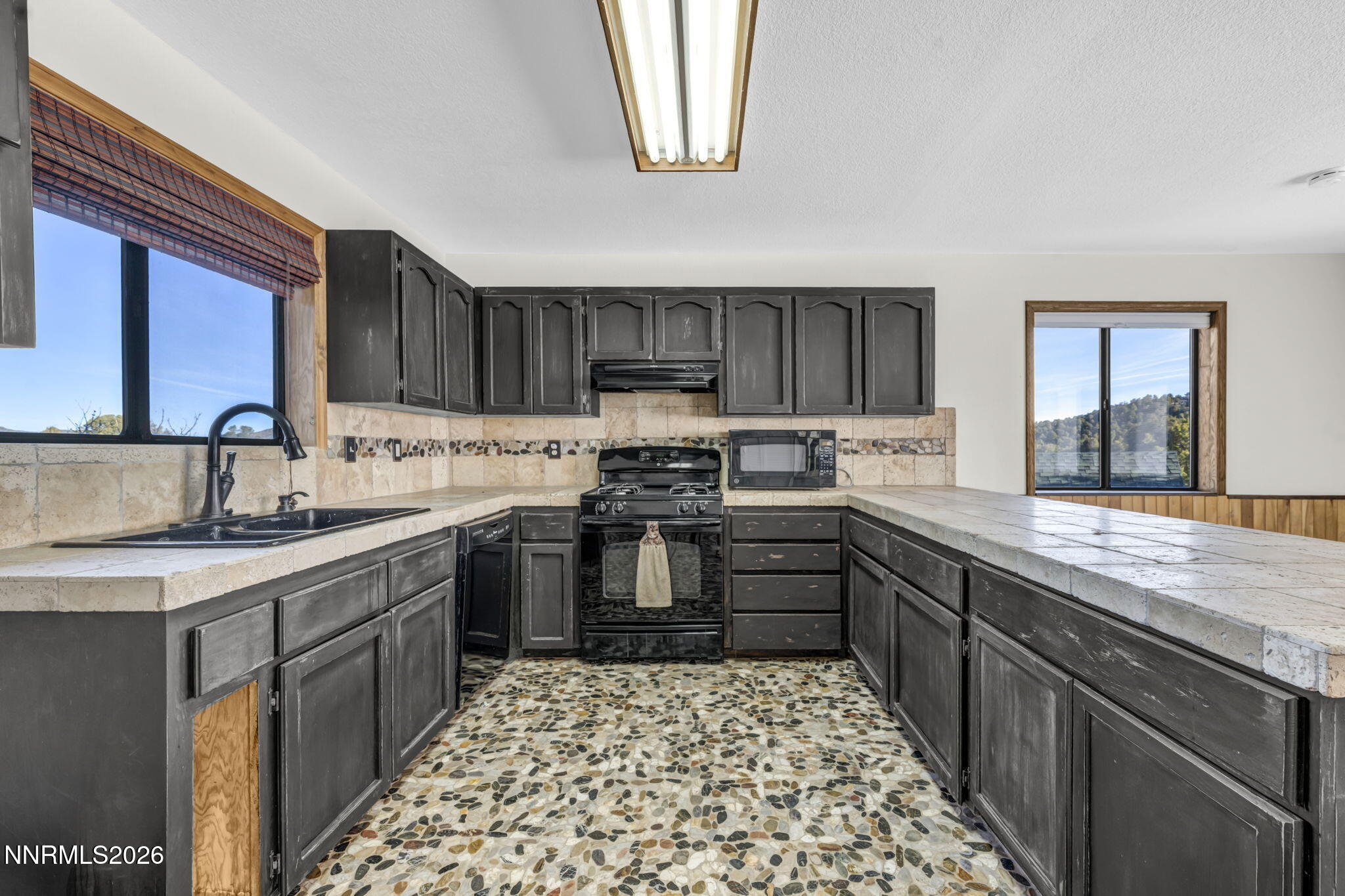 1835 Lousetown Road