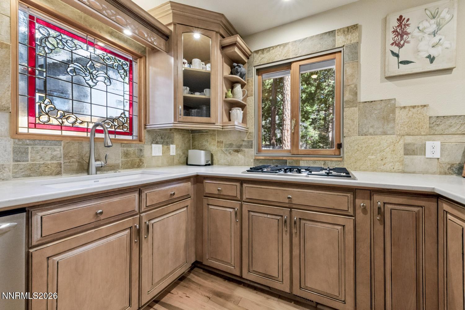 575 Sugarpine Drive