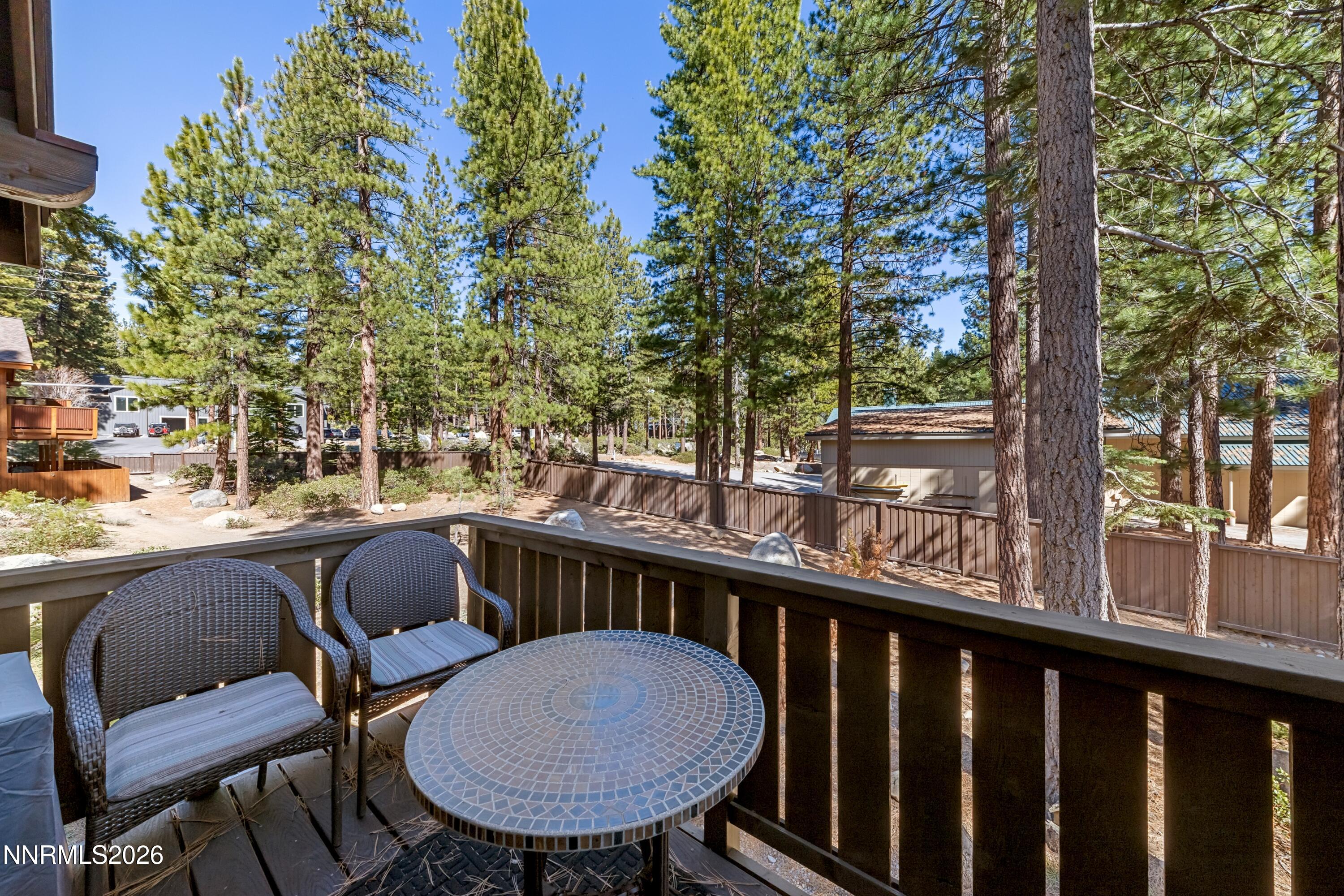877 Northwood Boulevard 2