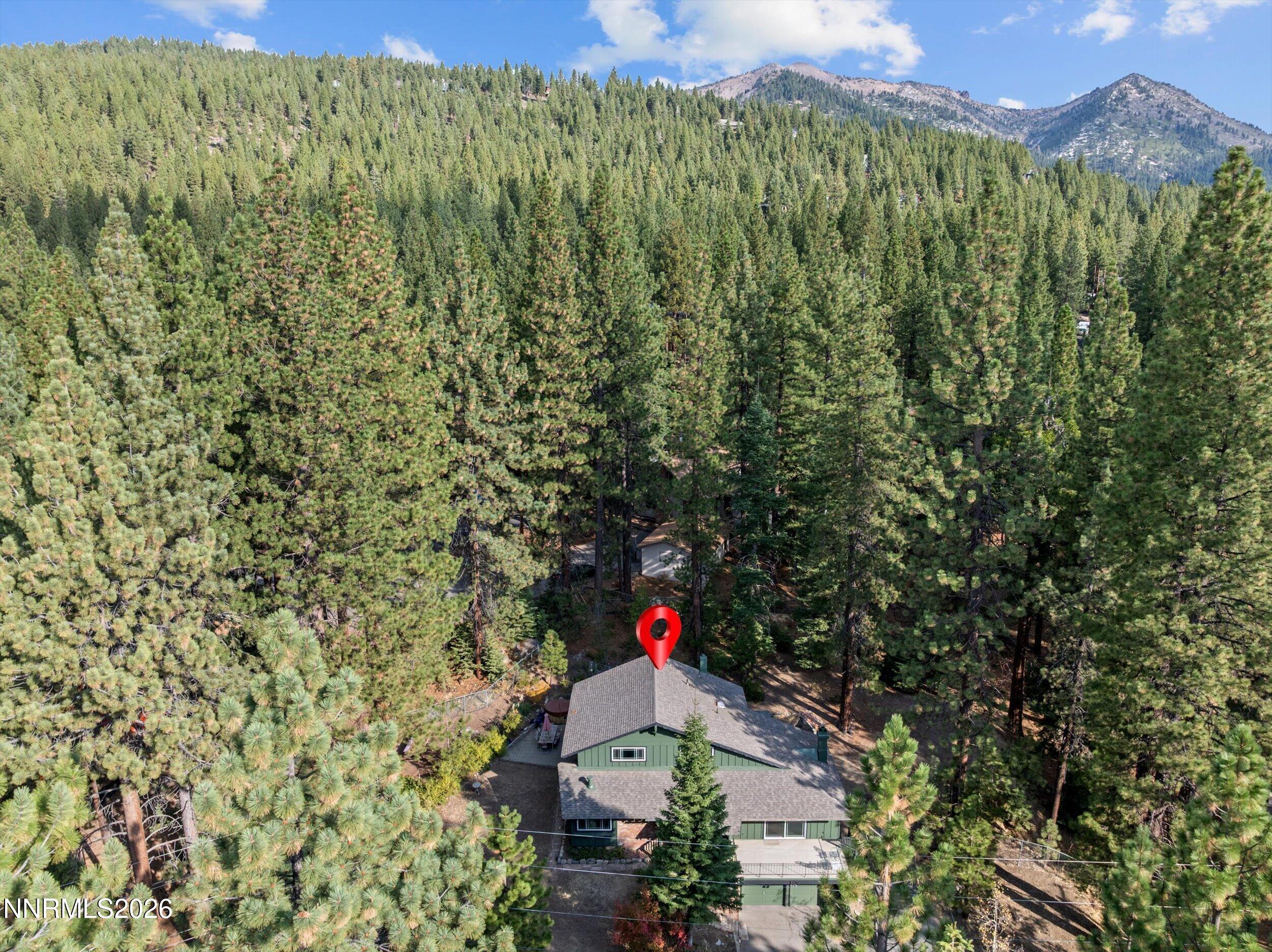 433 Winding Way