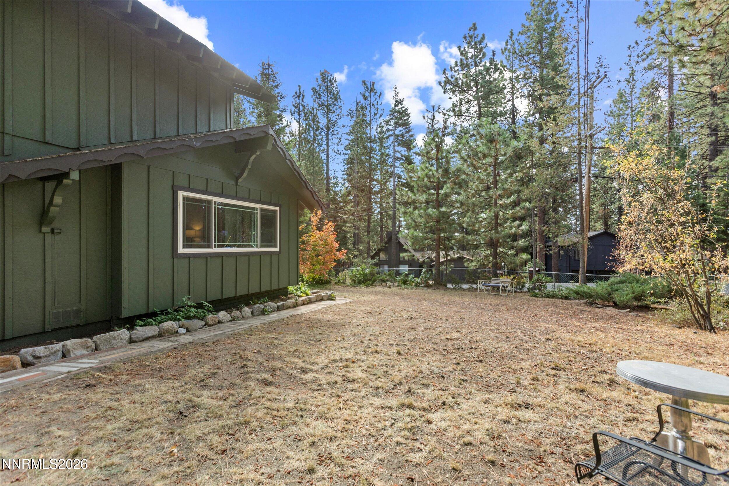 433 Winding Way
