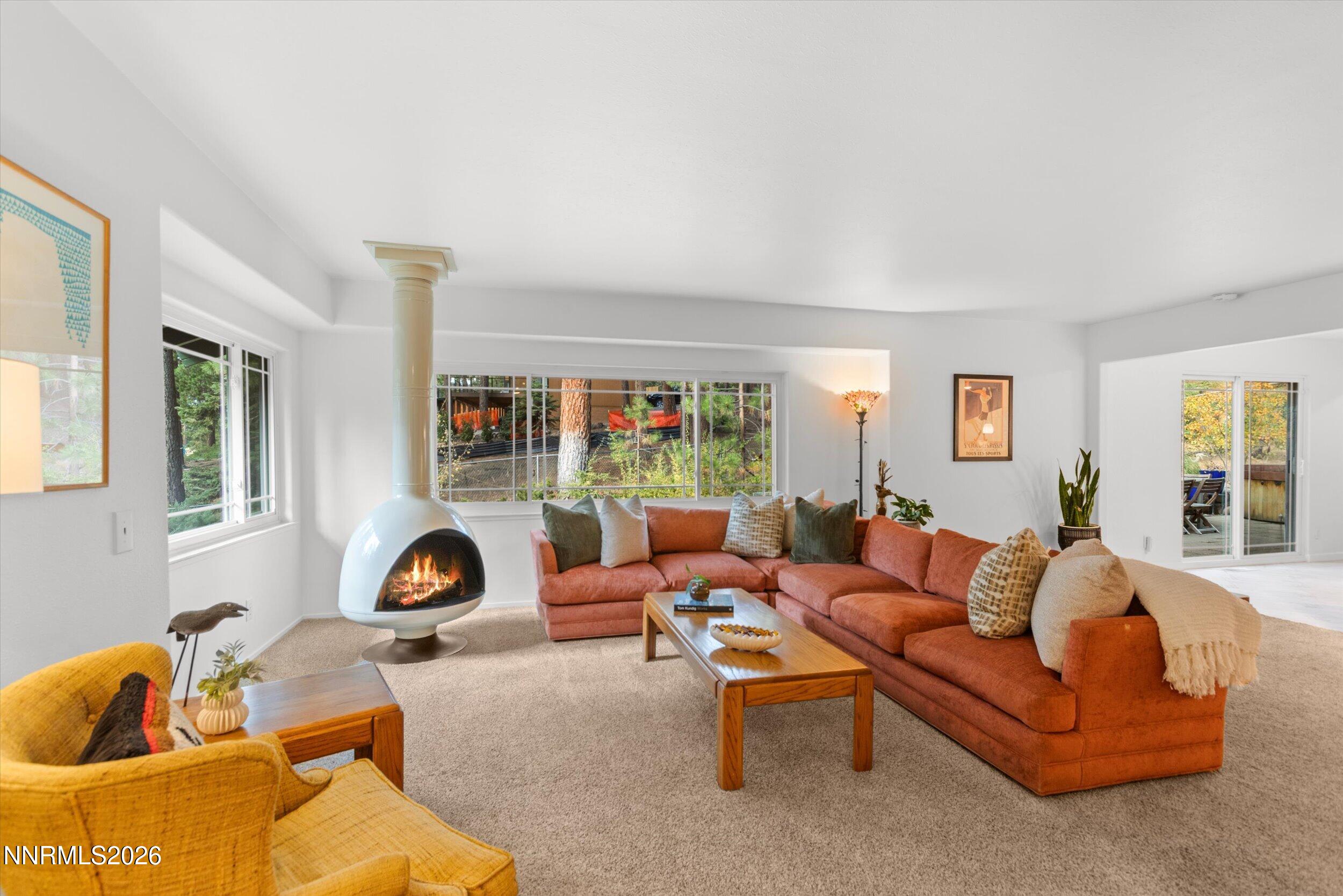 433 Winding Way