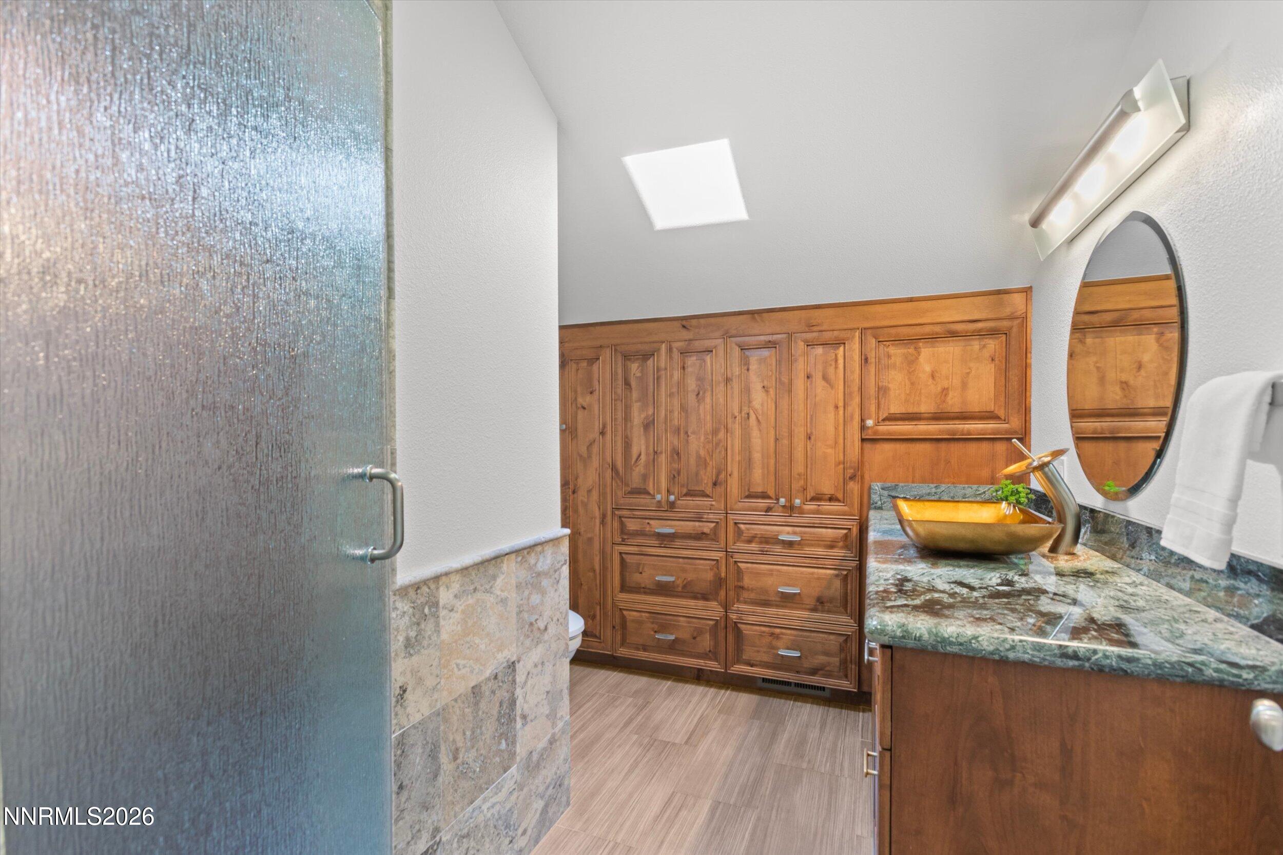 433 Winding Way