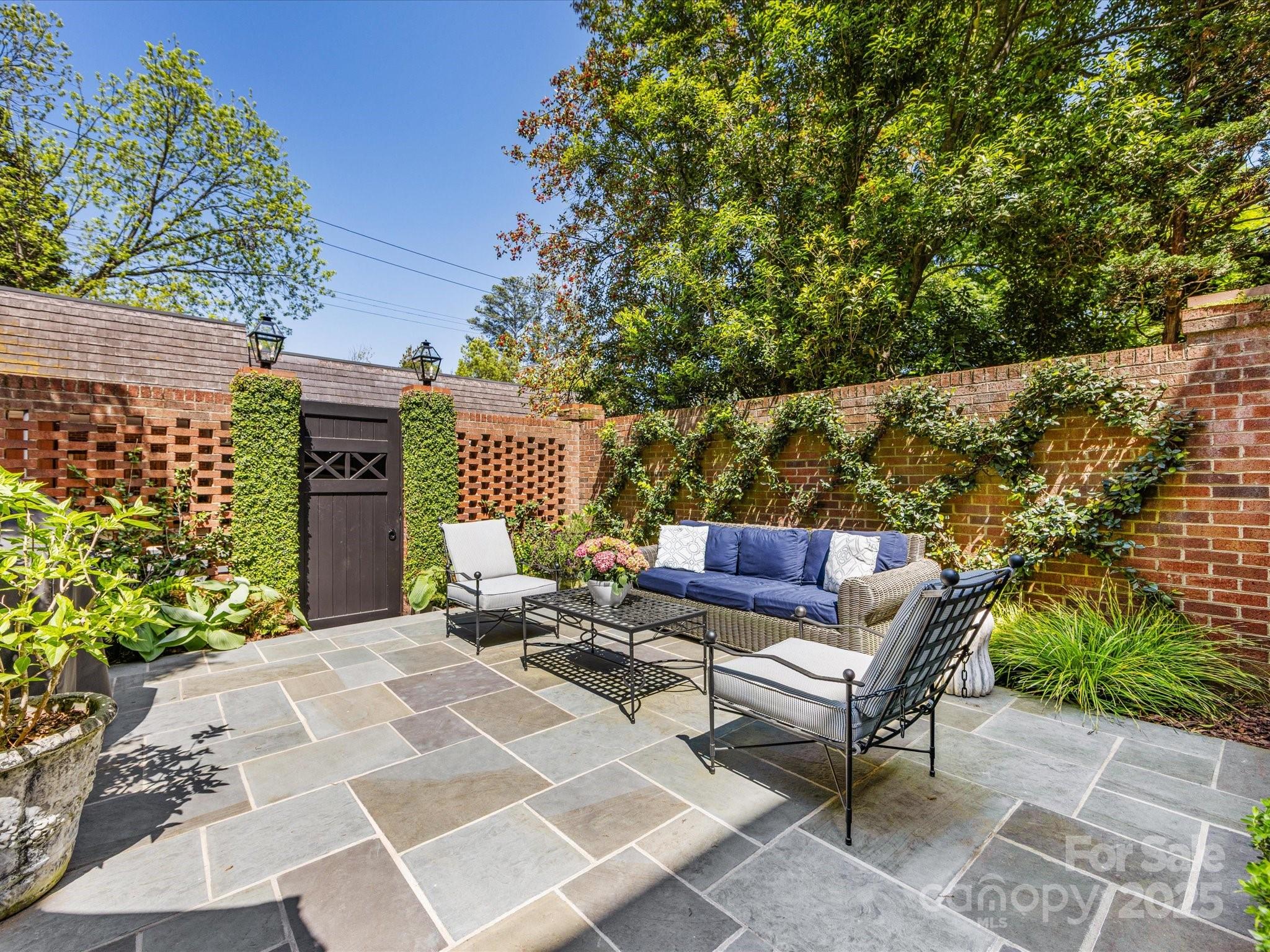161 Perrin Place