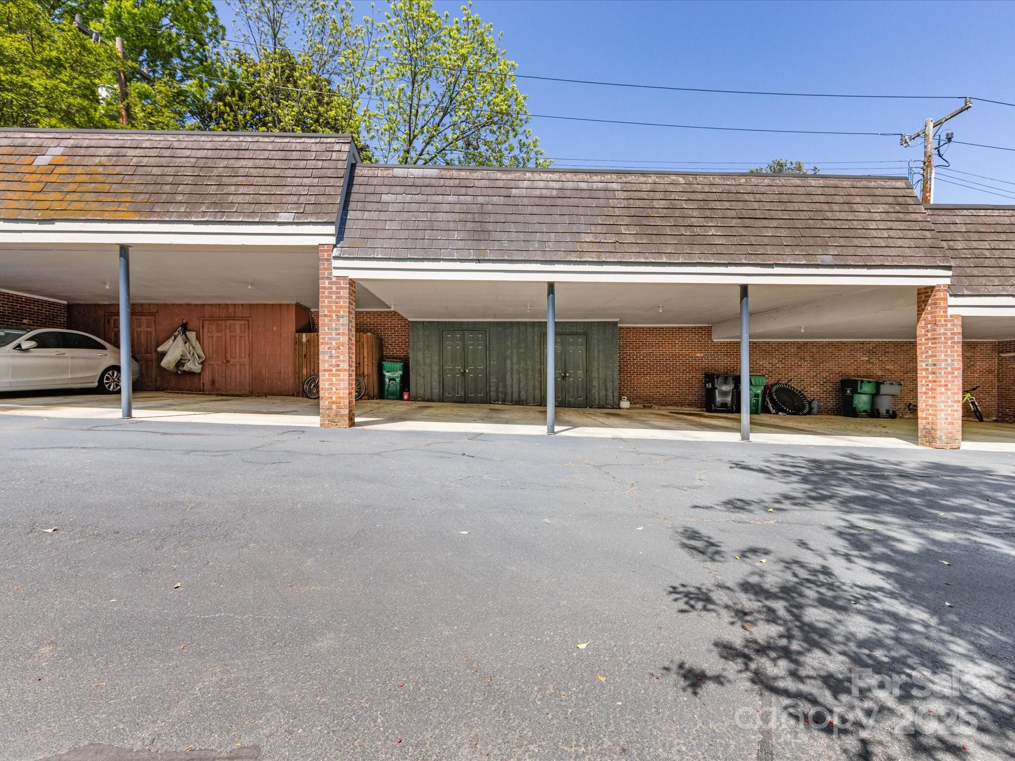 161 Perrin Place