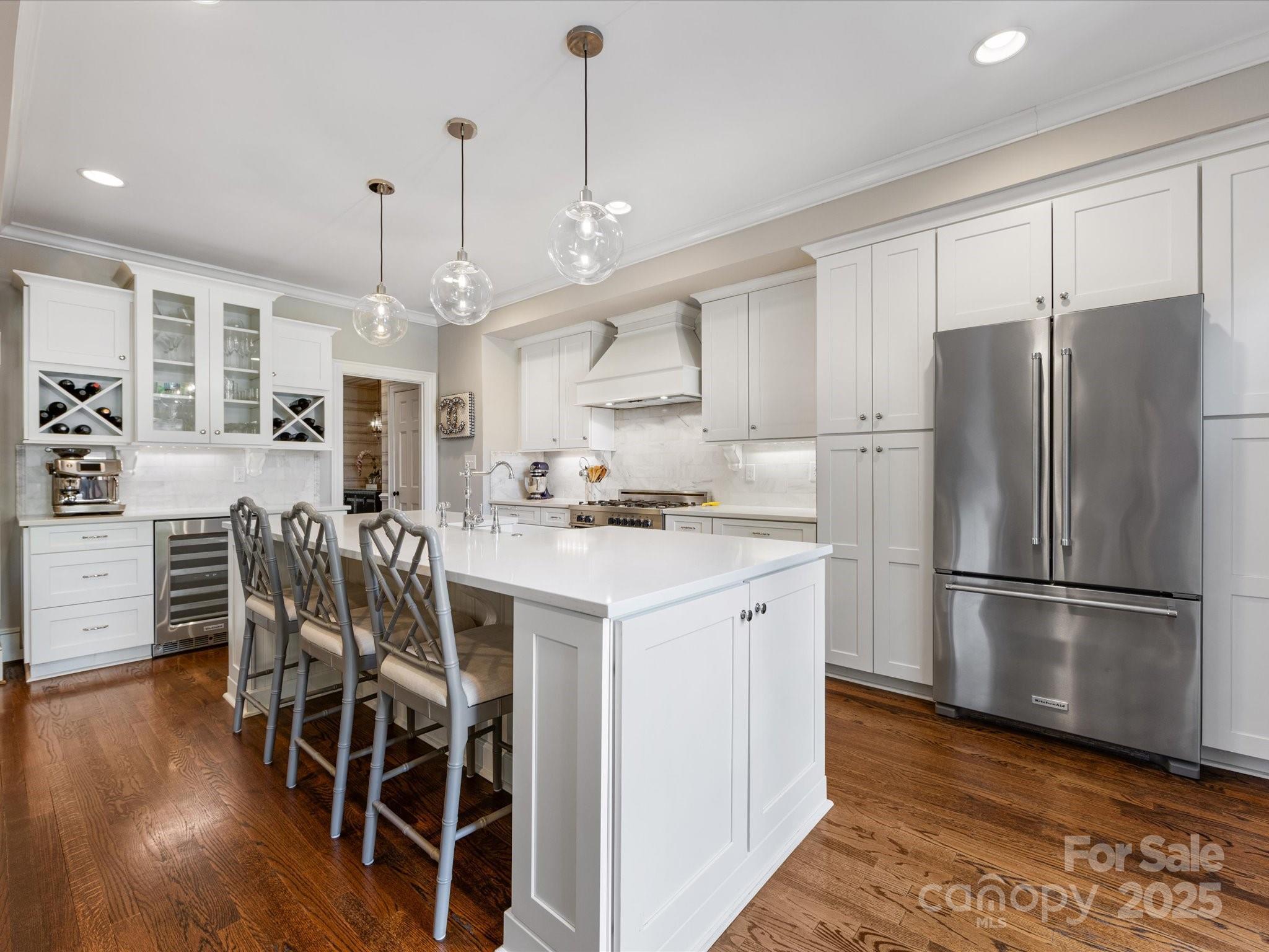 161 Perrin Place