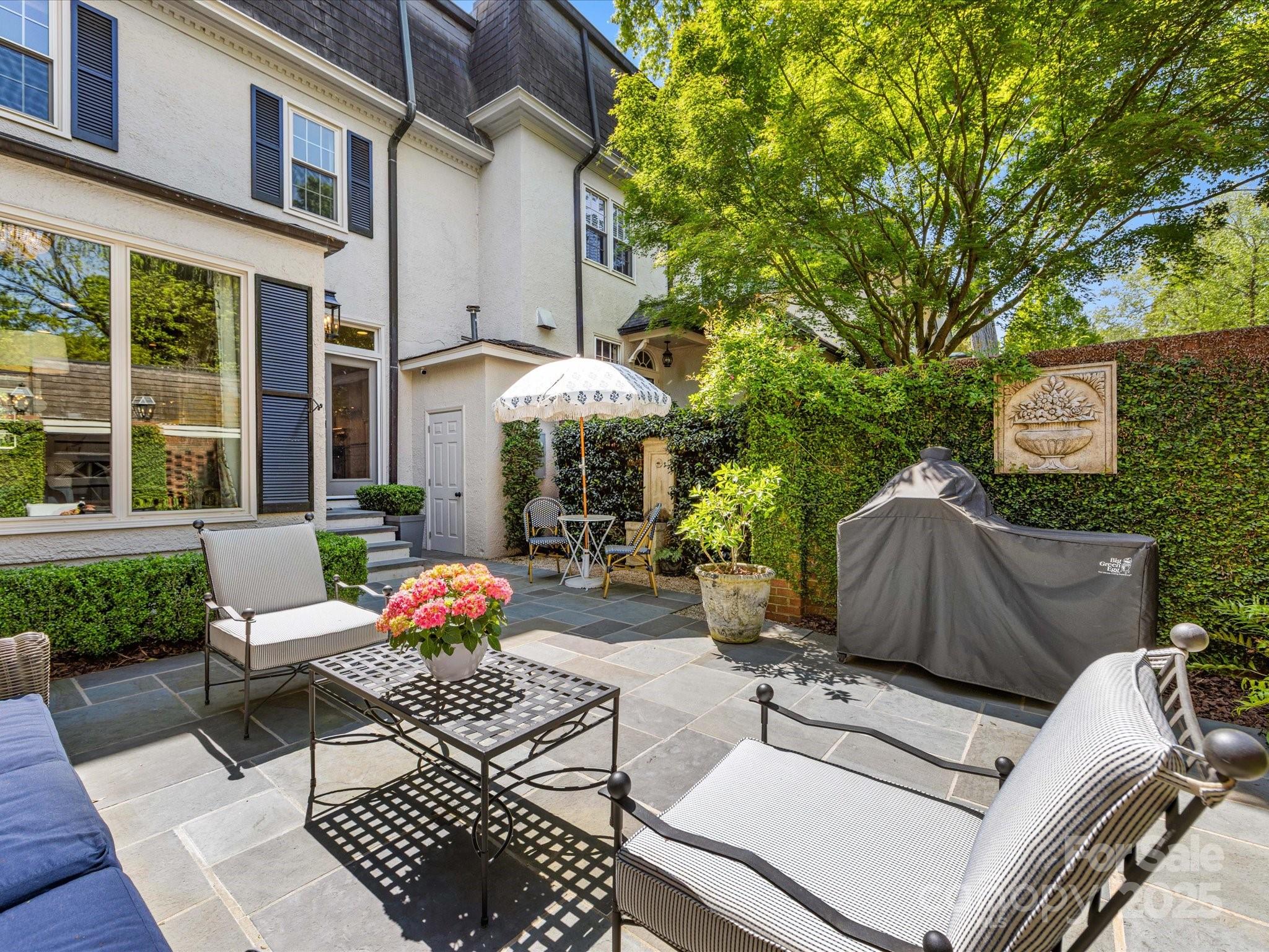 161 Perrin Place